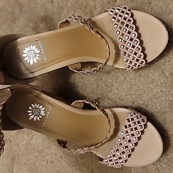 Yellow Box Wedge Sandals - Picture 3 of 8